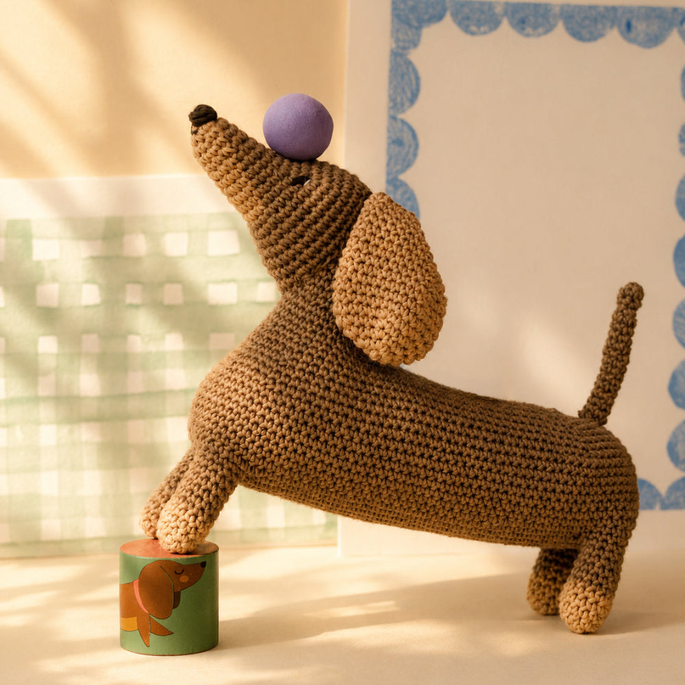Poupée Teckel en crochet 100% coton bio