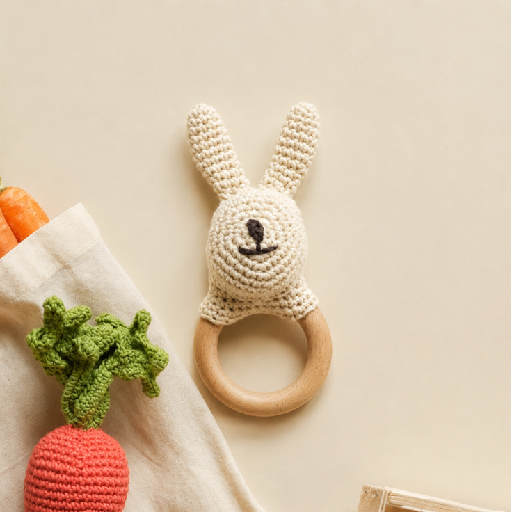 jouet-lapin-bebe-crochet