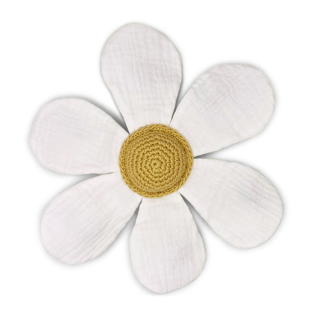 doudou pour bébé en crochet camomille