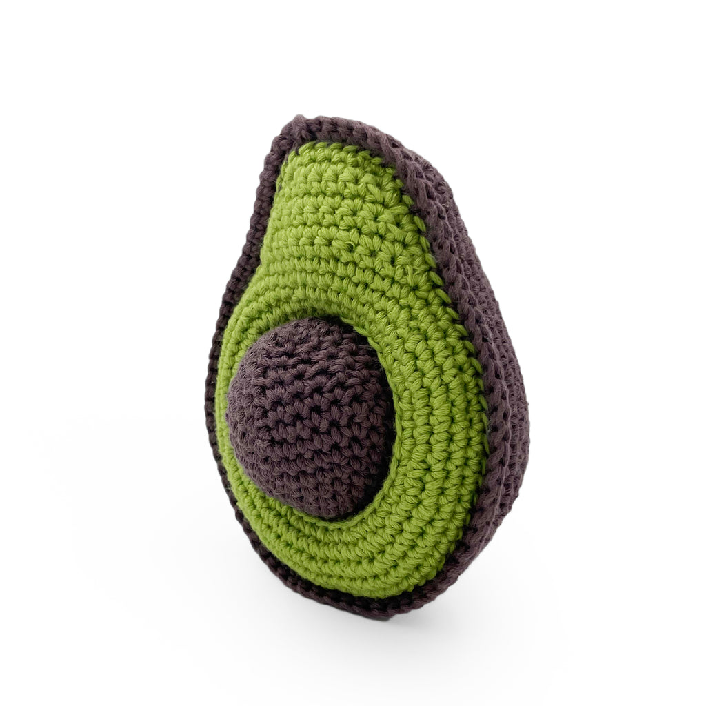 hochet pour bébé en crochet avocat