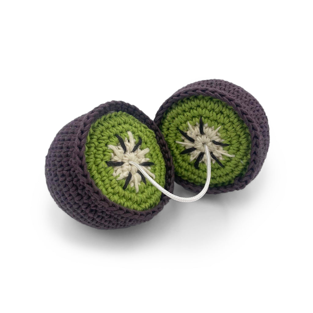 hochet pour bébé en crochet kiwi