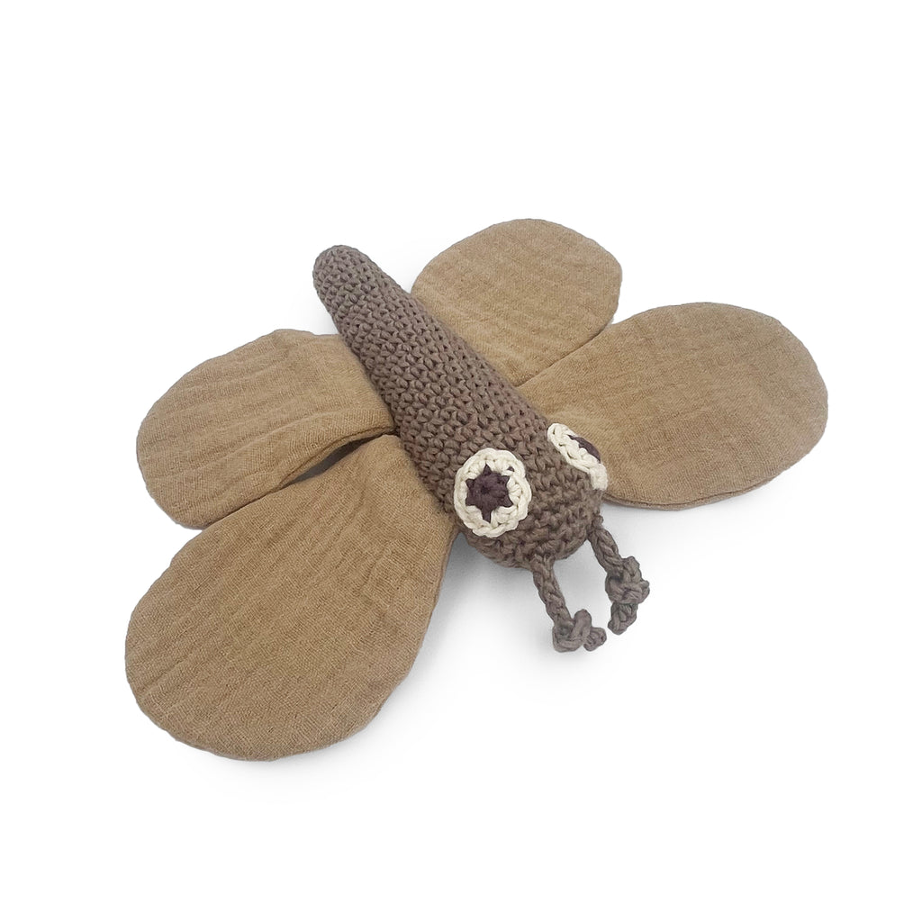 hochet pour bébé en crochet papillon nuit