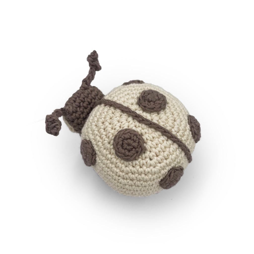 jouet apaisant pour bébé en crochet coccinelle