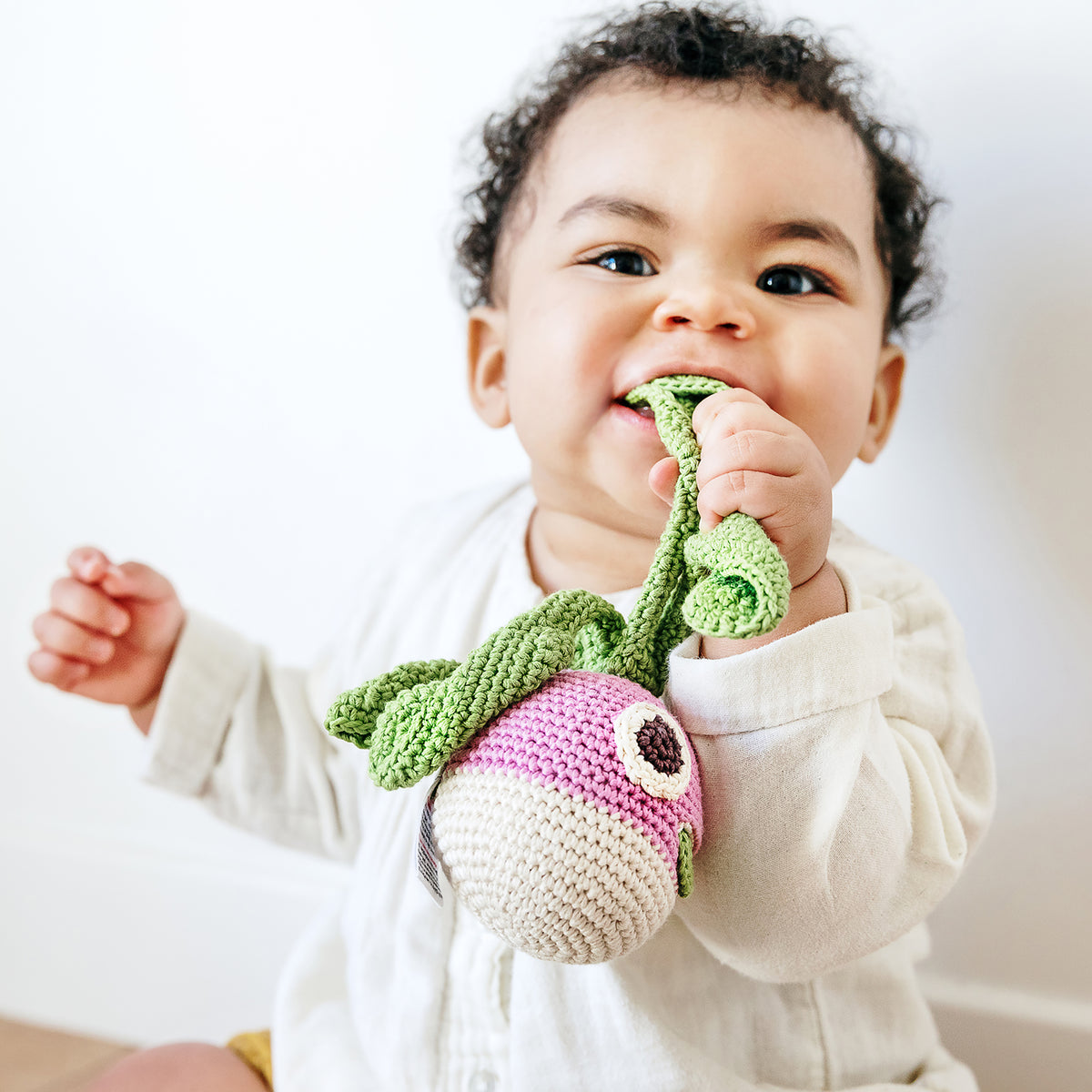 Turnip Rattle 100% organic cotton