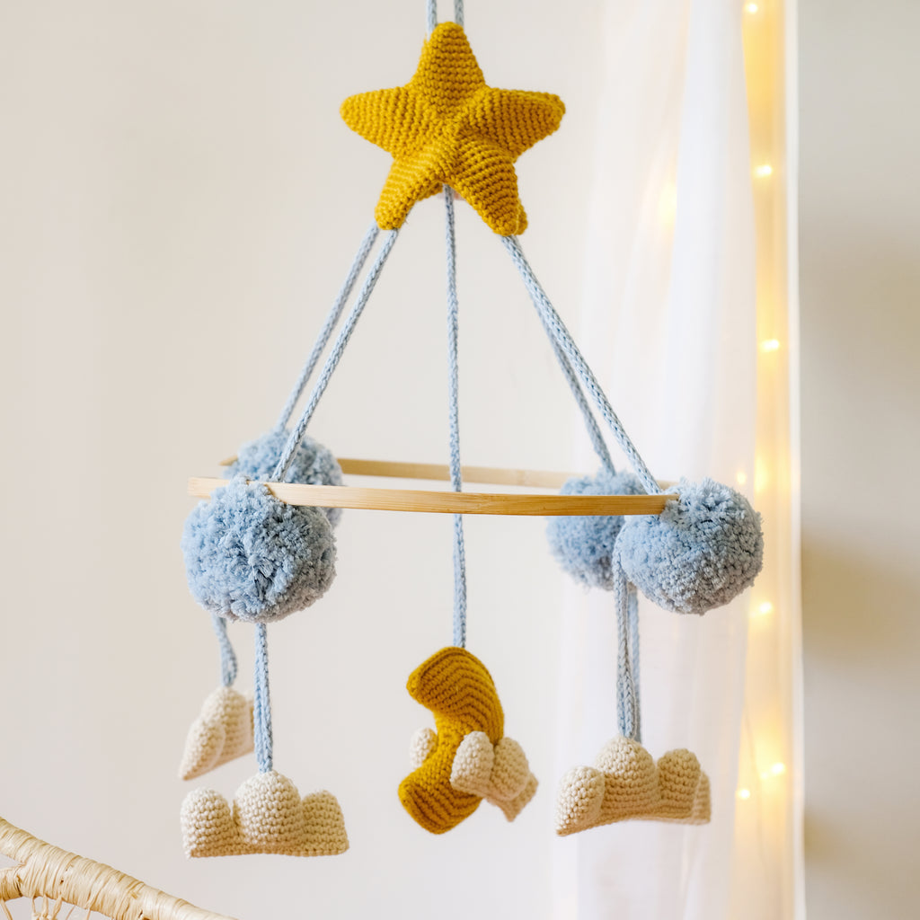 mobile etoile lune crochet bebe myum