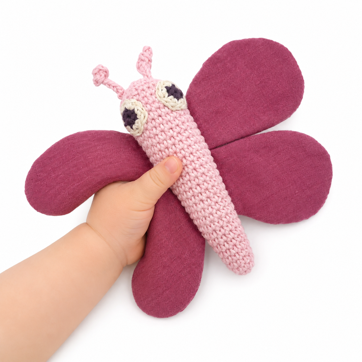 Hochet Papillon Rose en crochet 100% coton bio