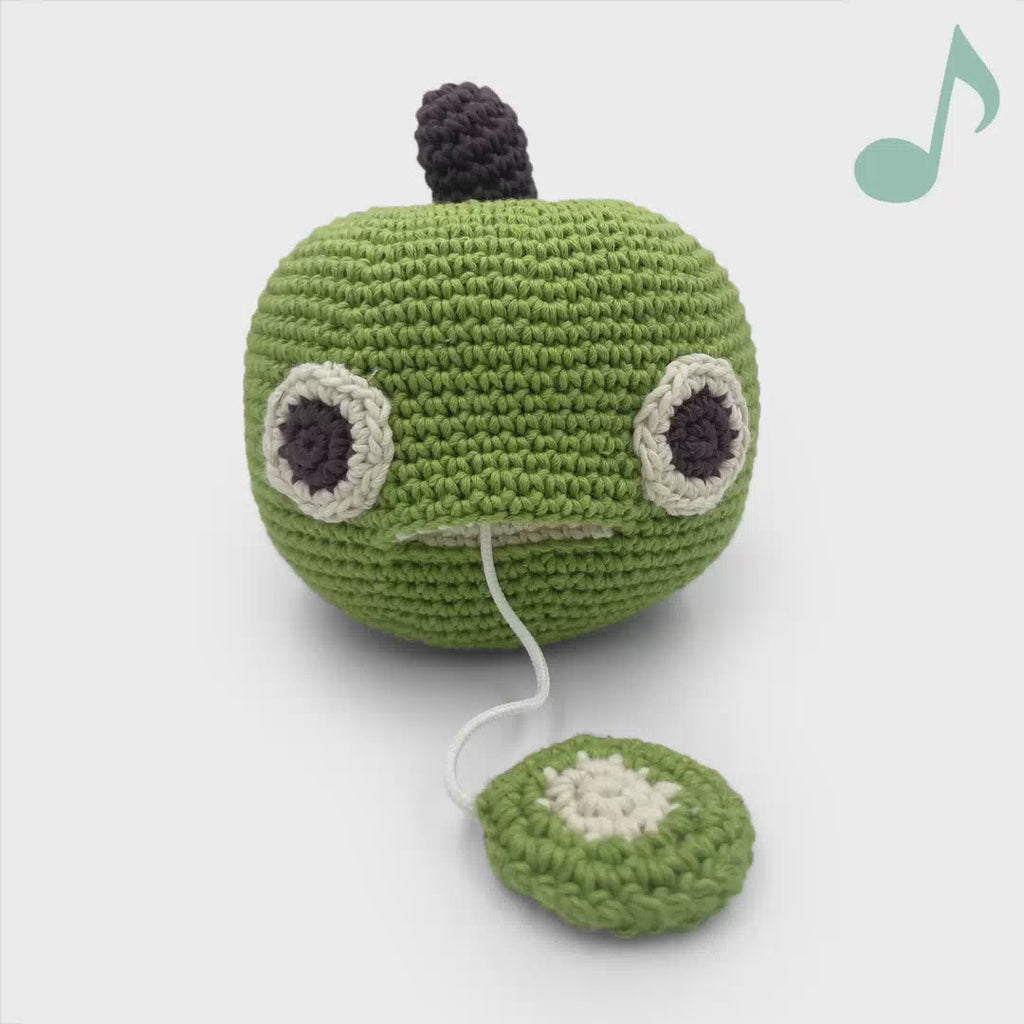 boite à musique pour bébé en crochet pomme