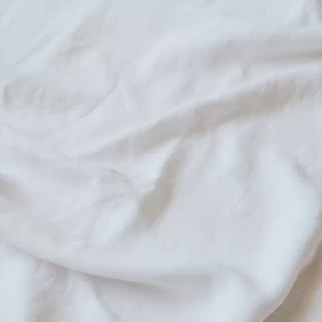 boite à musique pour bébé en crochet fraise