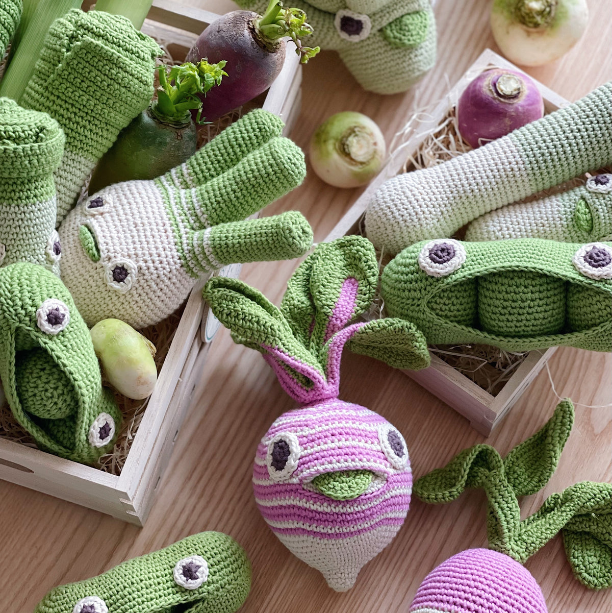 Leek Rattle 100% organic cotton